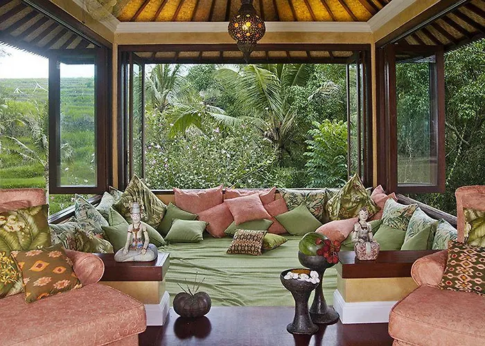 Pelangi Estate Villa