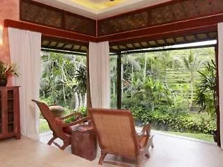 Pelangi Estate Villa *