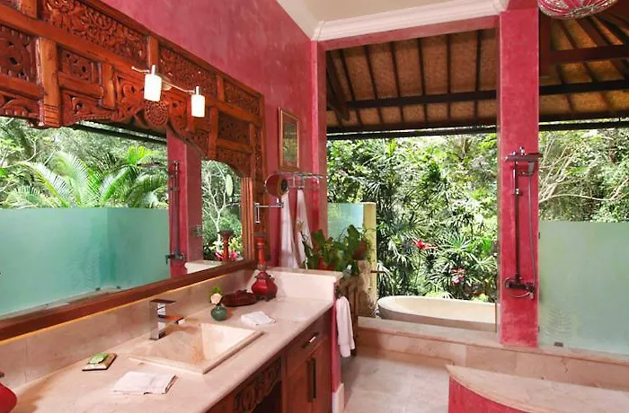 Pelangi Estate Villa